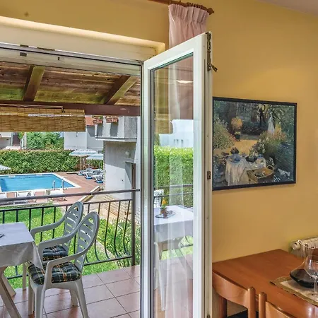 2 Bedroom Amazing In Holiday home