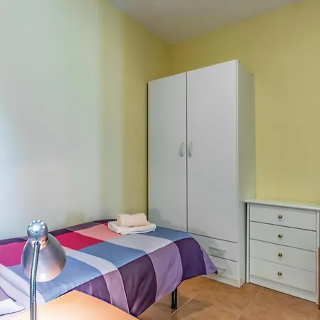 Holiday home 2 Bedroom Amazing In