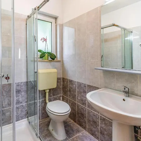 Holiday home 2 Bedroom Amazing In Porec
